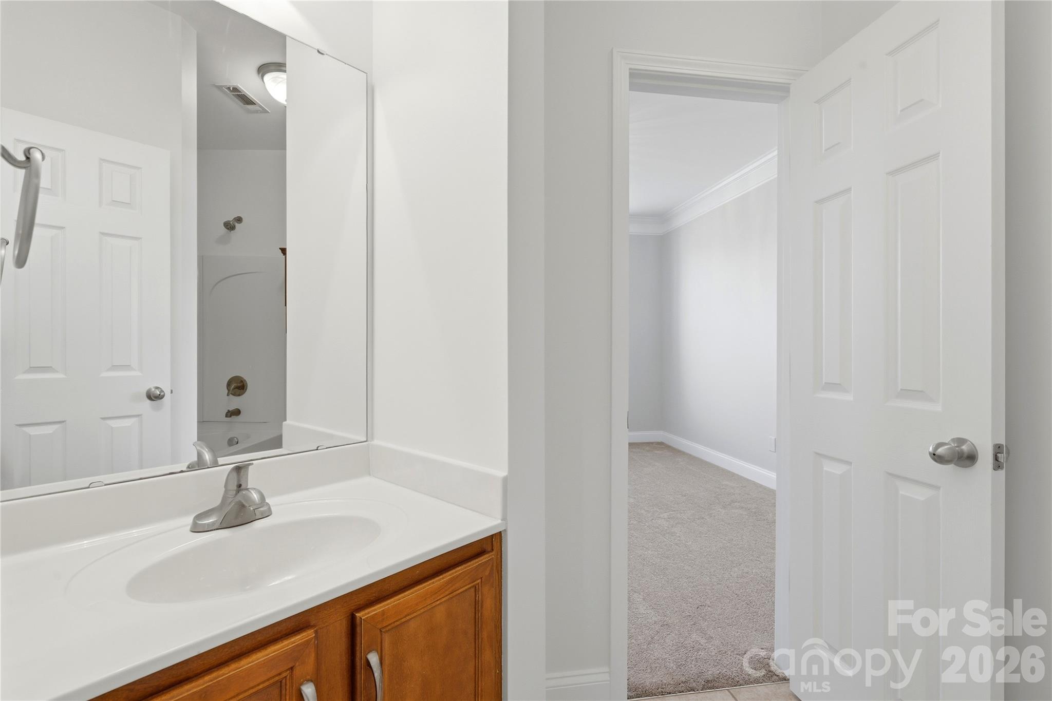 105 Summer Breeze Court — Statesville