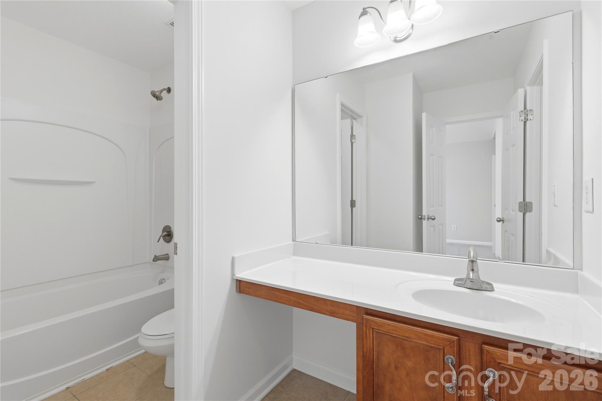 105 Summer Breeze Court — Statesville