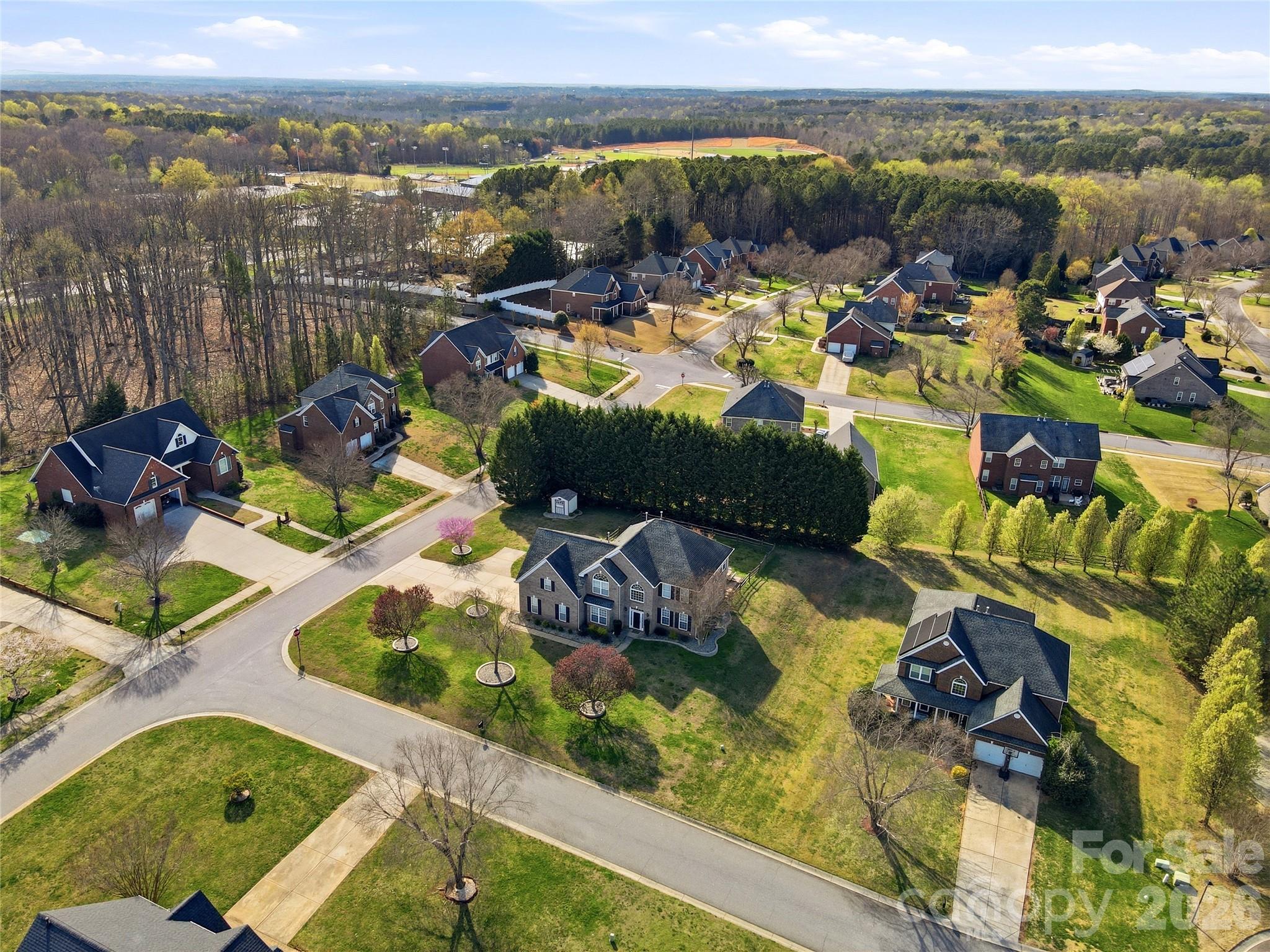 105 Summer Breeze Court — Statesville