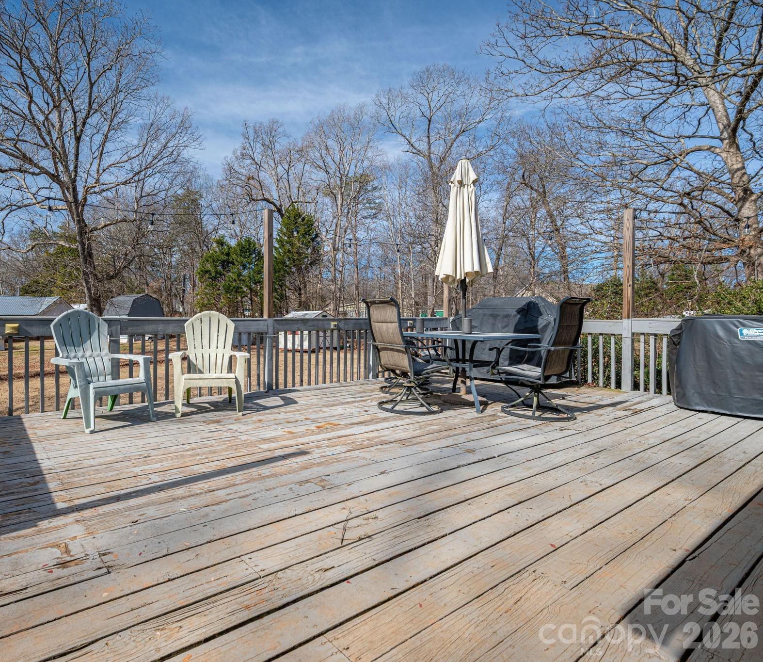 3005 Irish Street — Newton