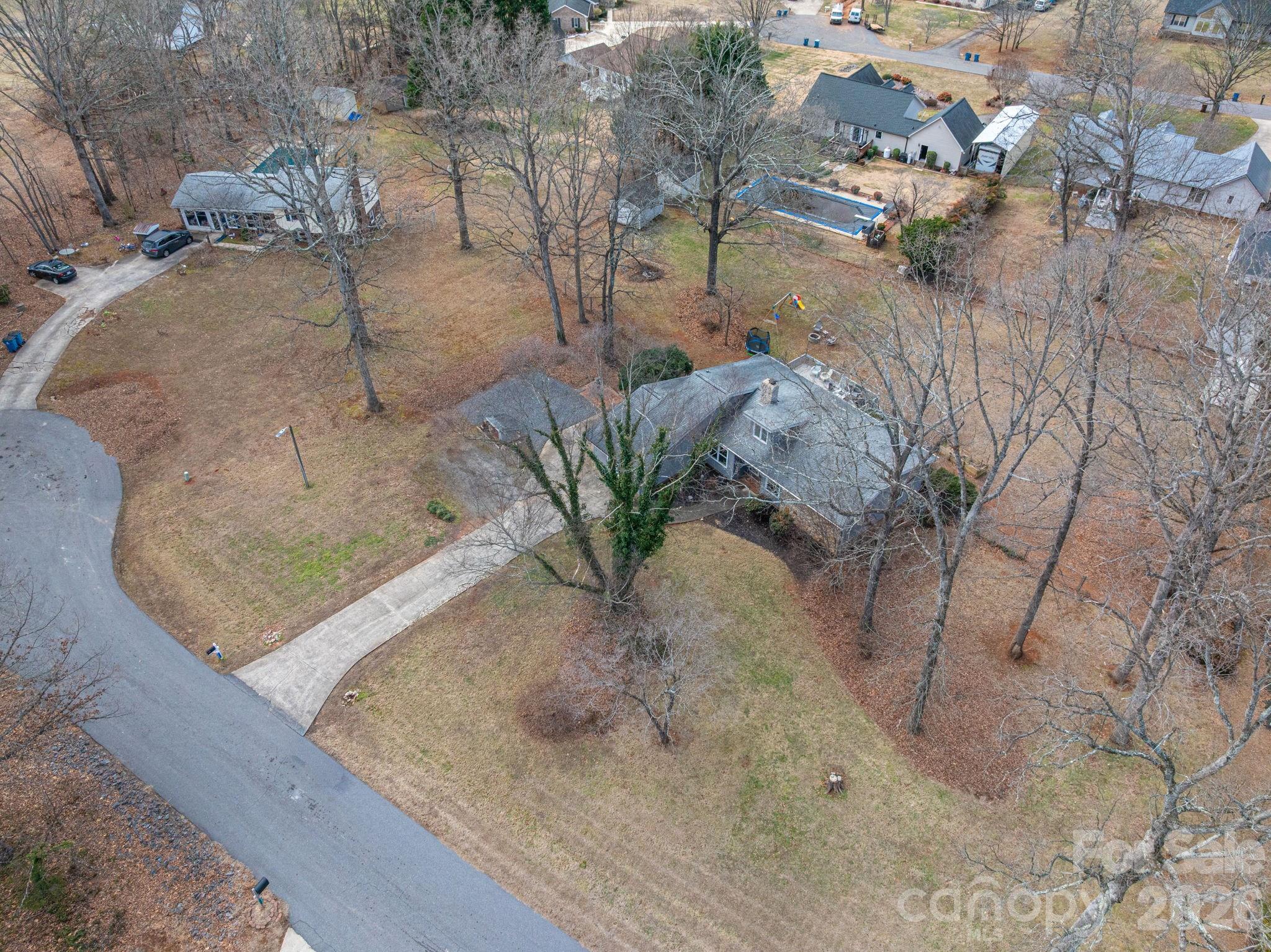 3005 Irish Street — Newton