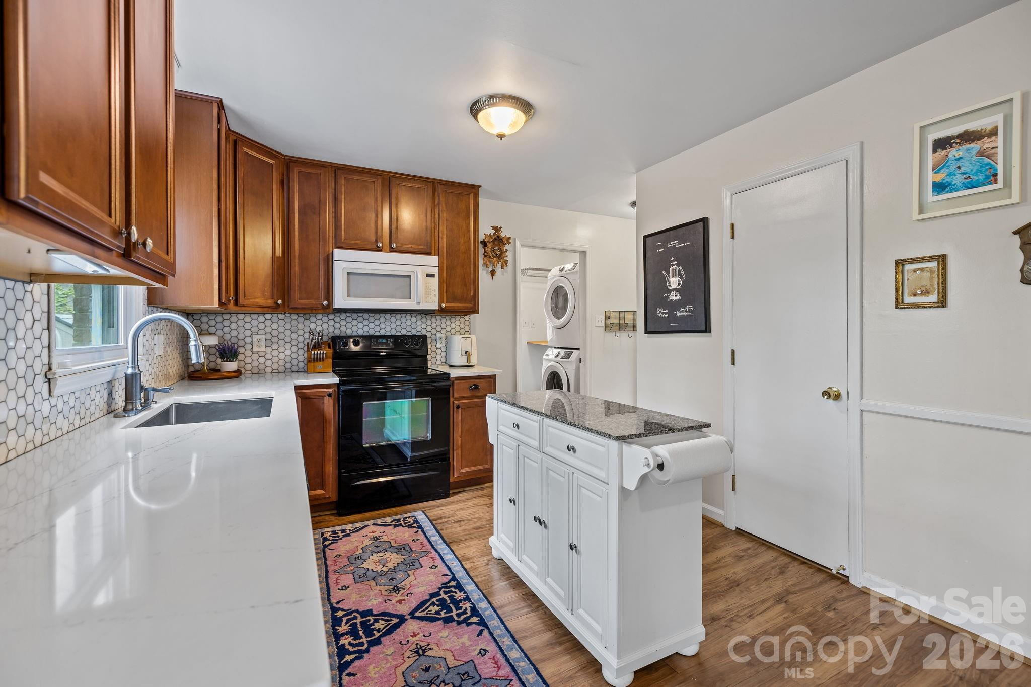 3319 Tyrone Drive — Charlotte