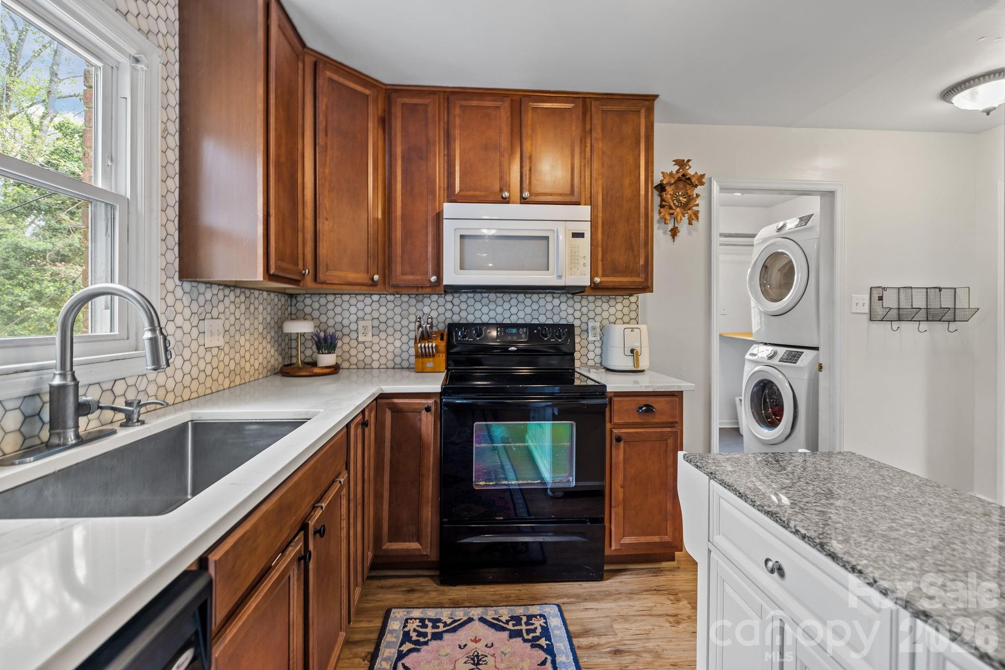 3319 Tyrone Drive — Charlotte