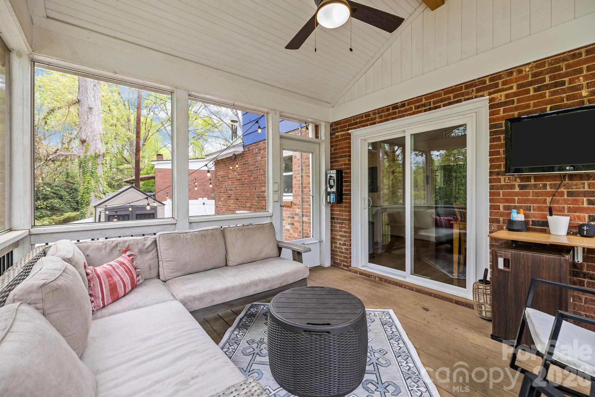 3319 Tyrone Drive — Charlotte