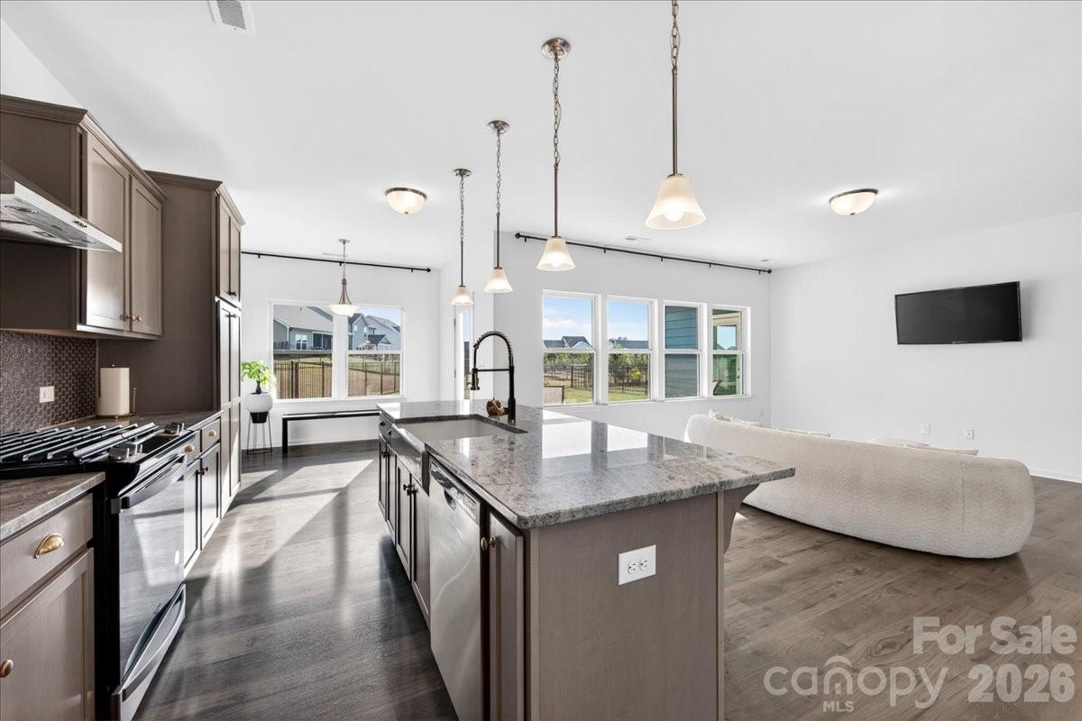 11011 Gary Player Drive — Lancaster