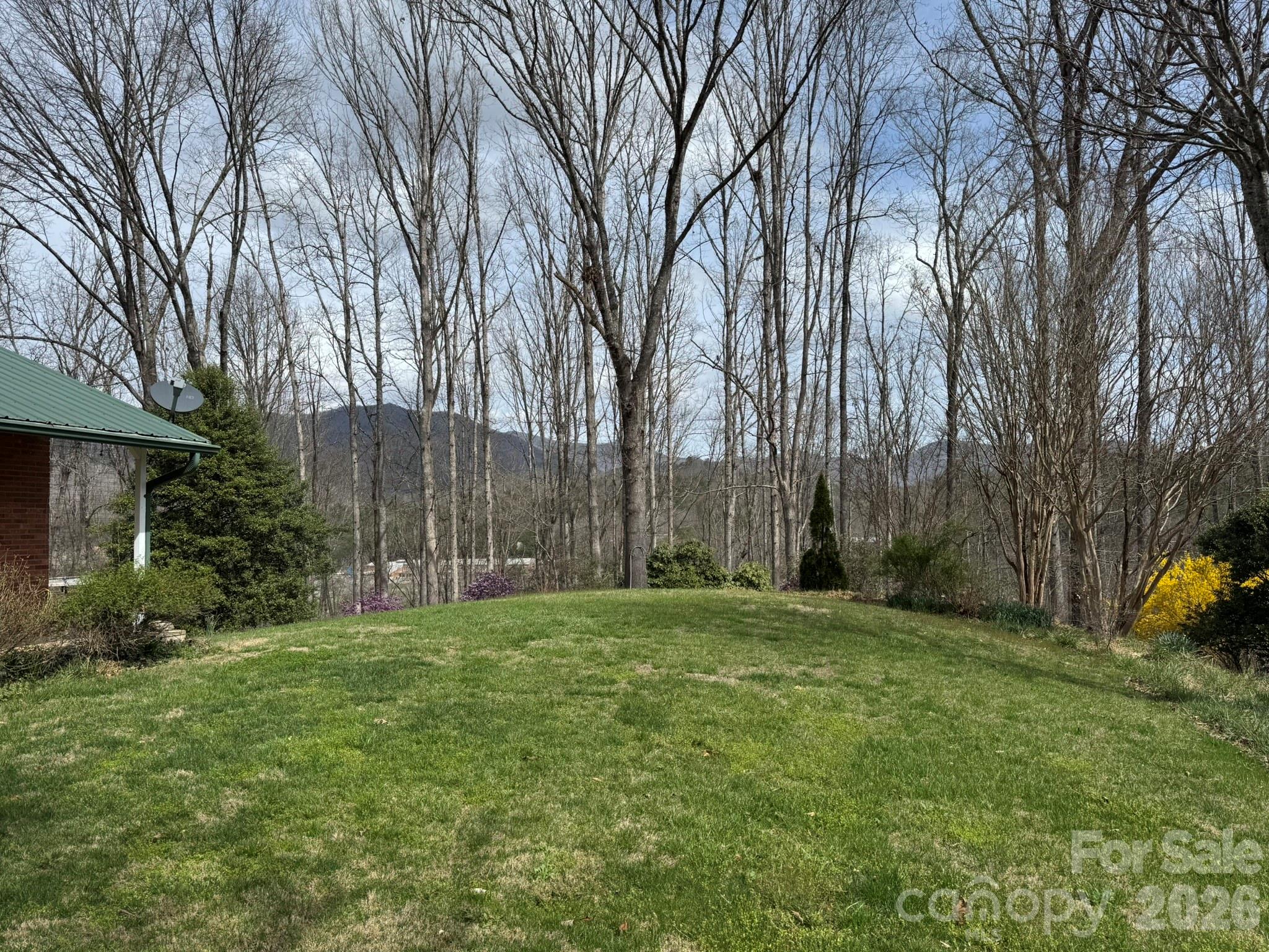 470 Ela Lane — Bryson City
