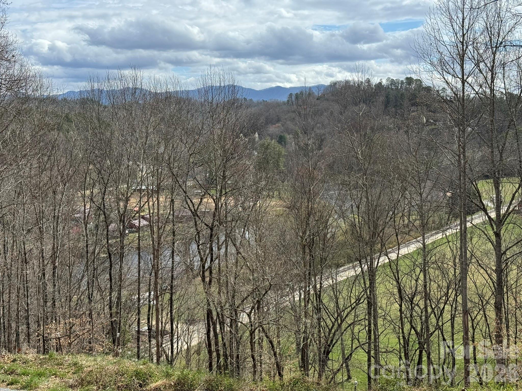 470 Ela Lane — Bryson City