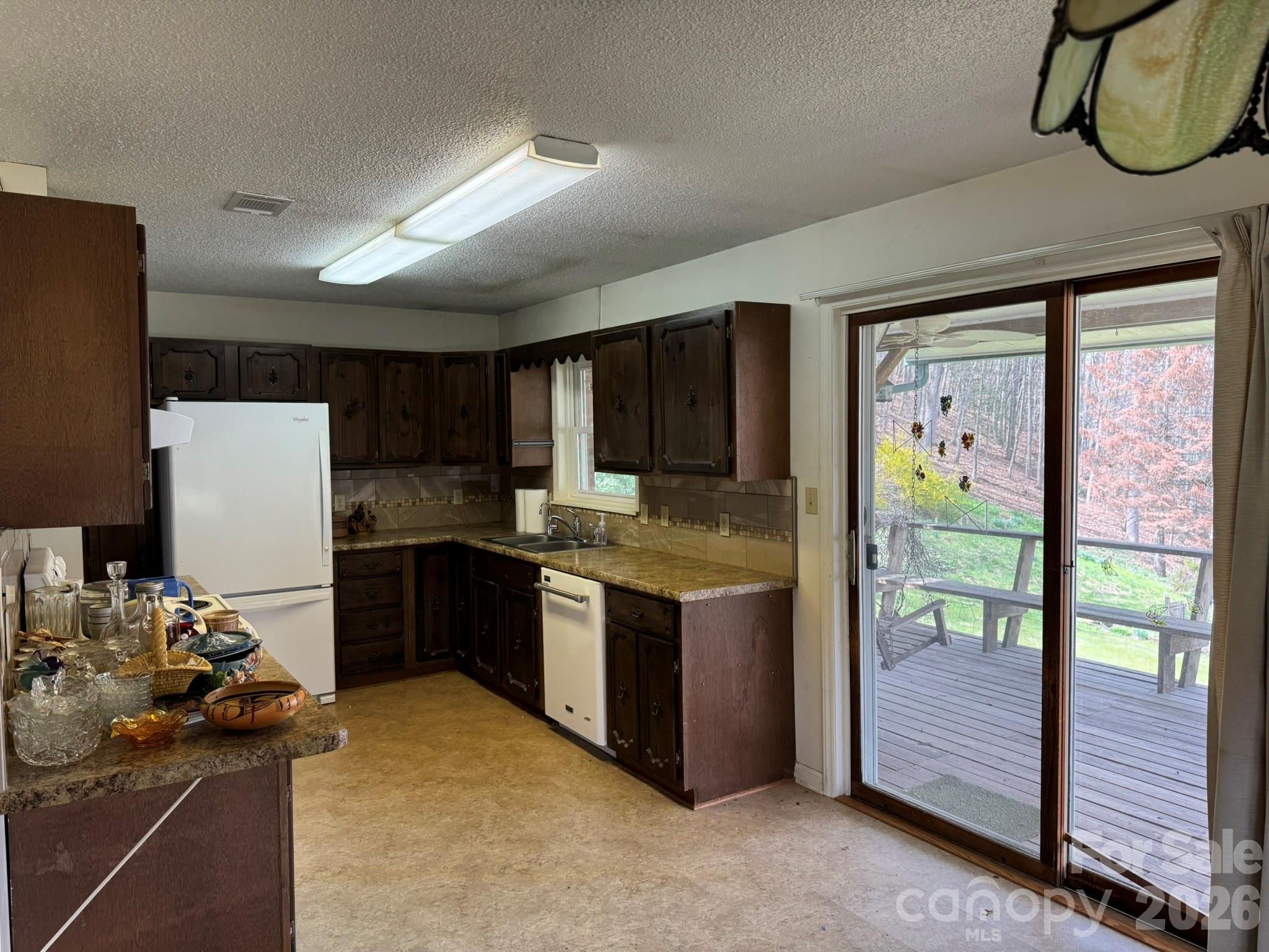 470 Ela Lane — Bryson City