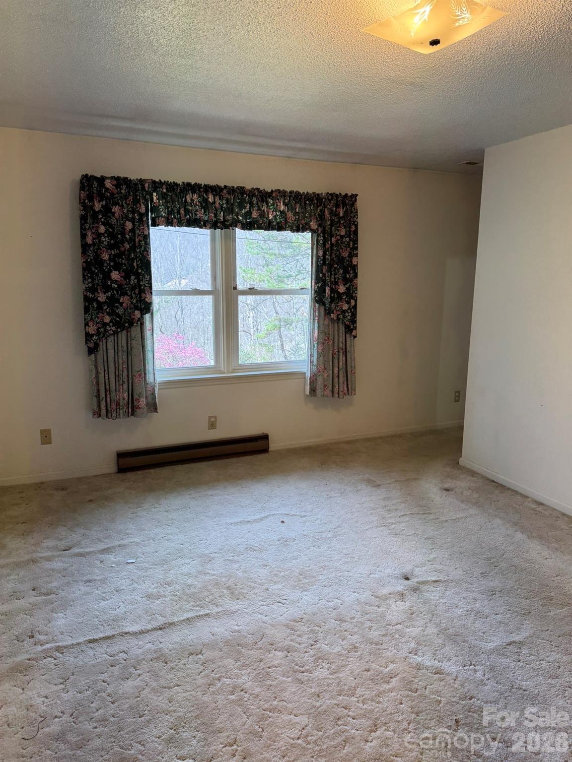 470 Ela Lane — Bryson City