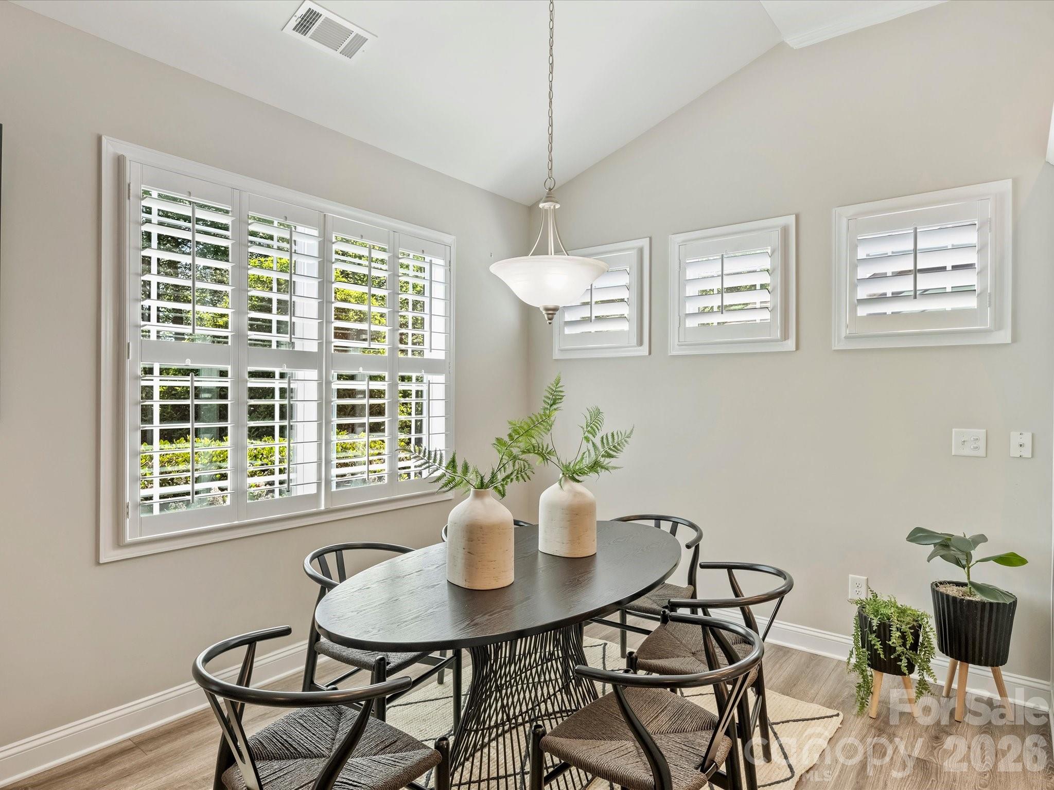 531 Trillium Way — Belmont
