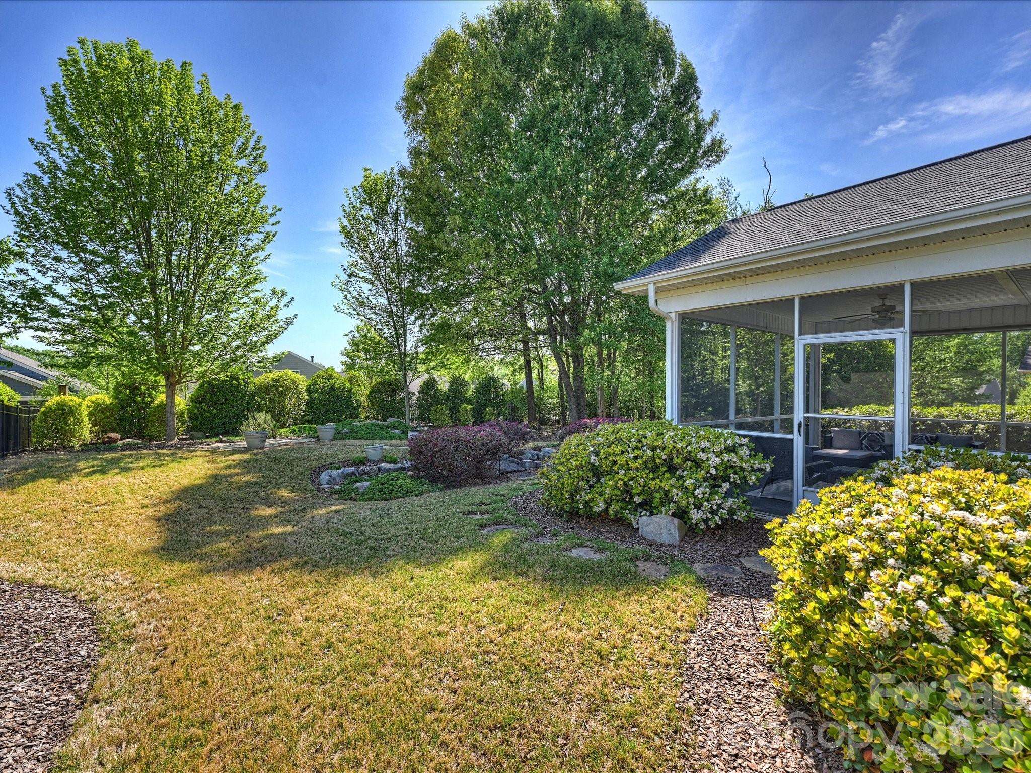 531 Trillium Way — Belmont