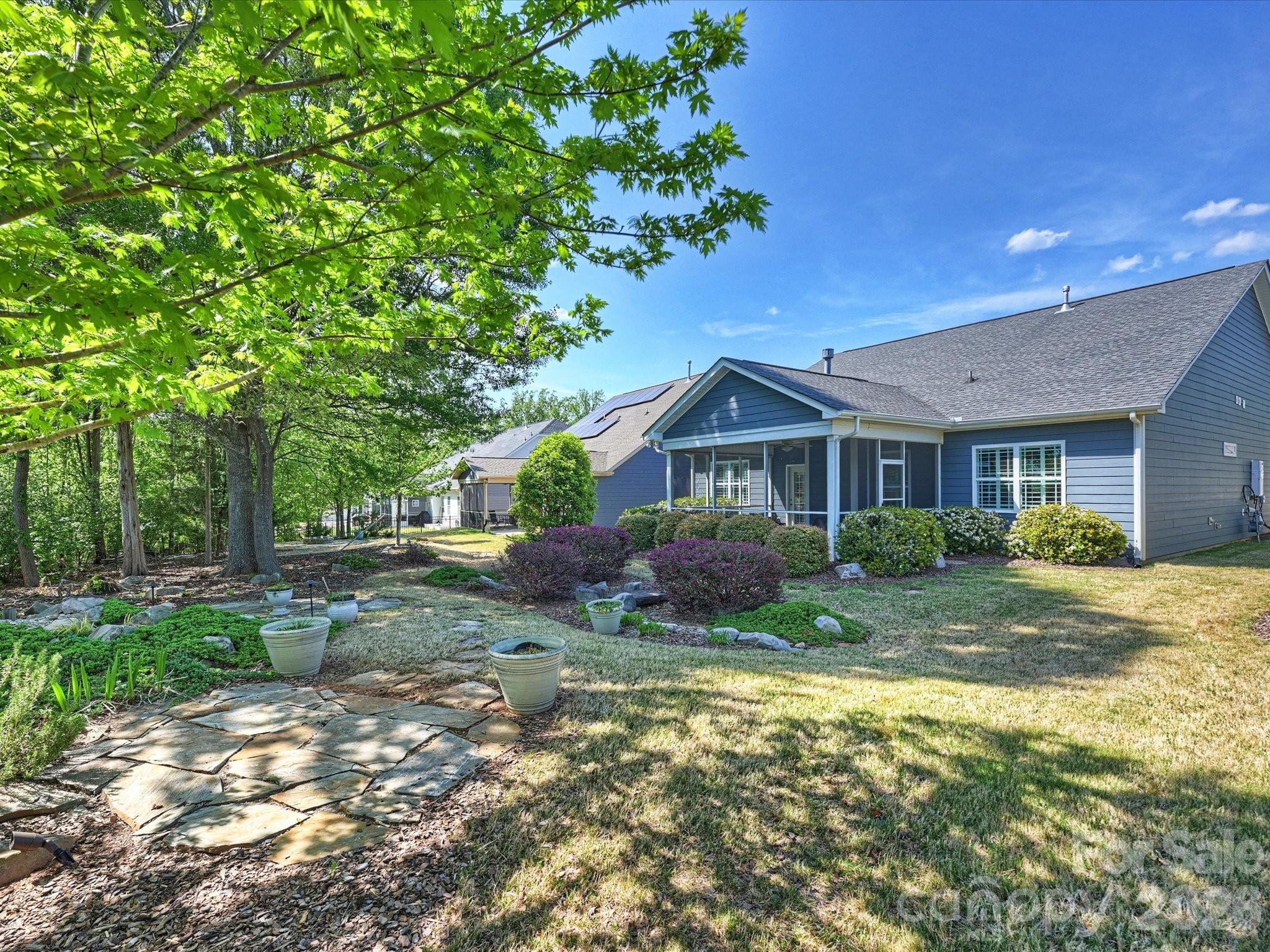 531 Trillium Way — Belmont