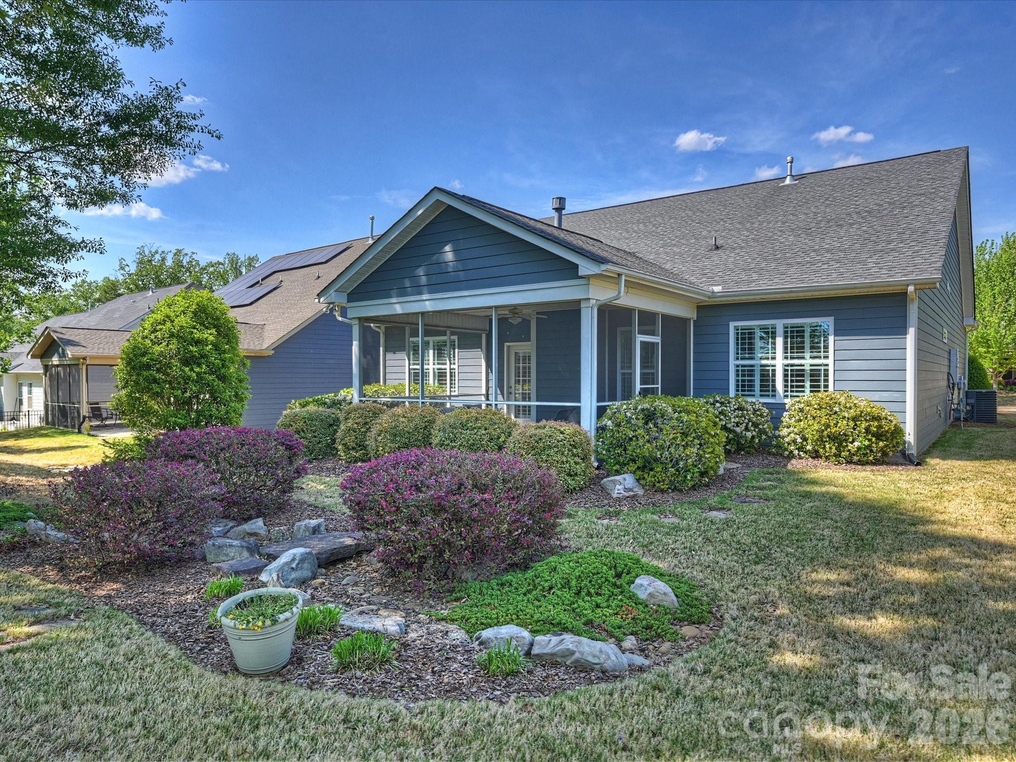 531 Trillium Way — Belmont