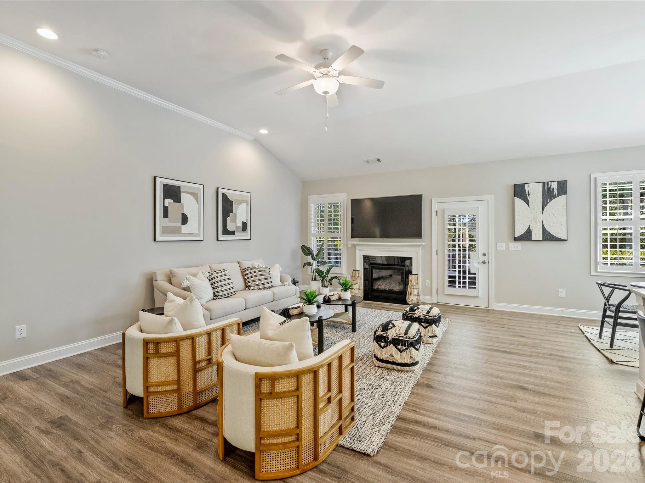 531 Trillium Way — Belmont