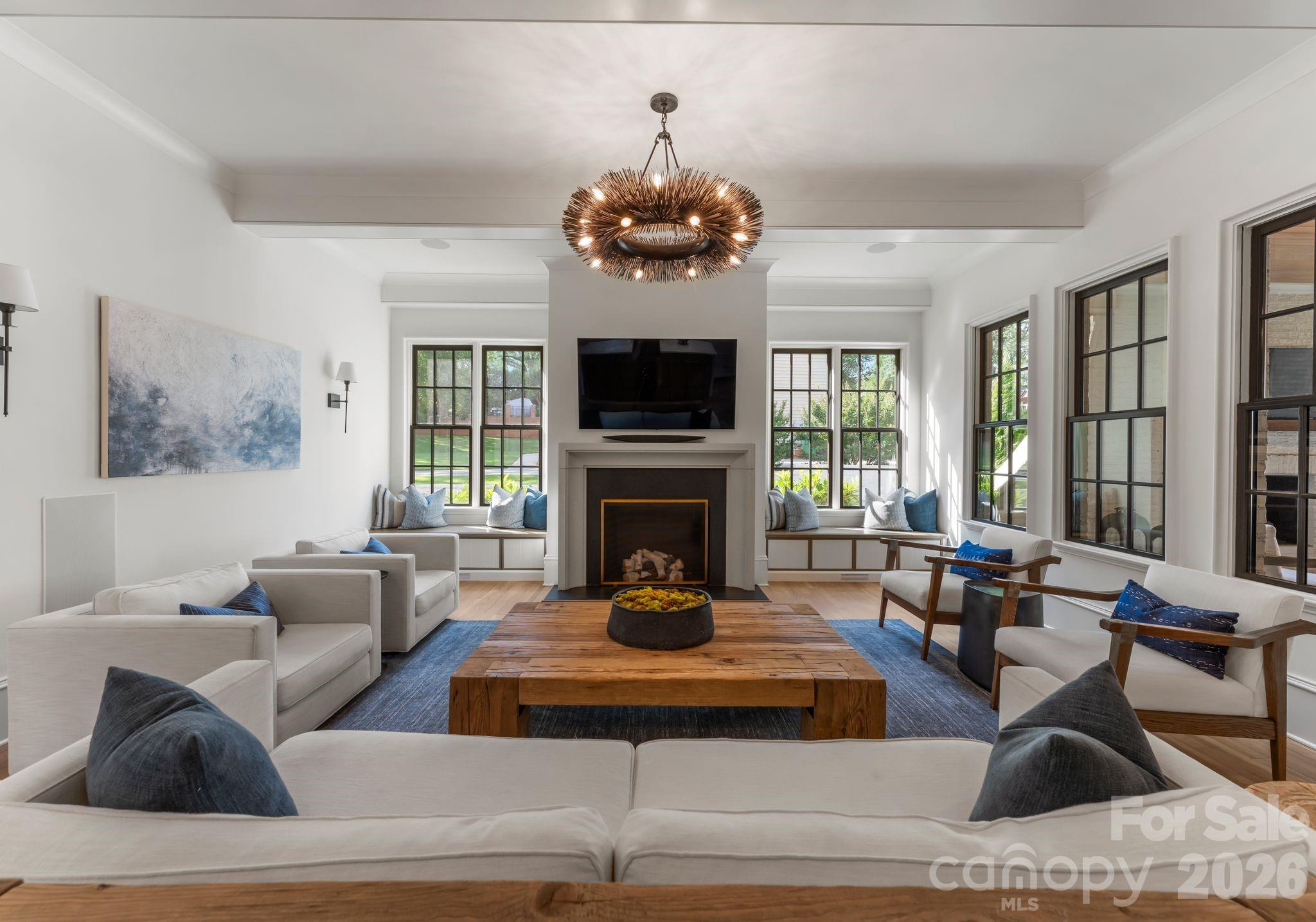 5625 Timber Lane — Charlotte