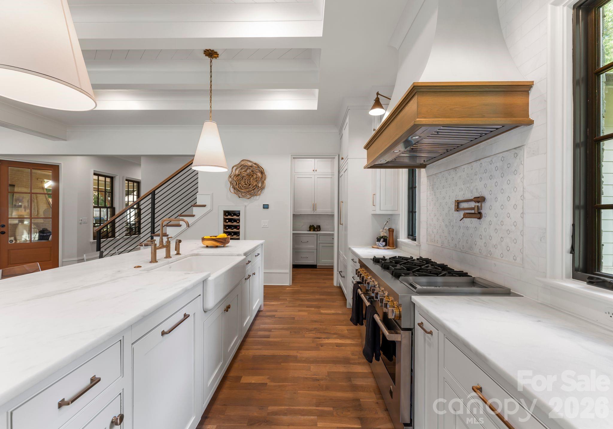 5625 Timber Lane — Charlotte