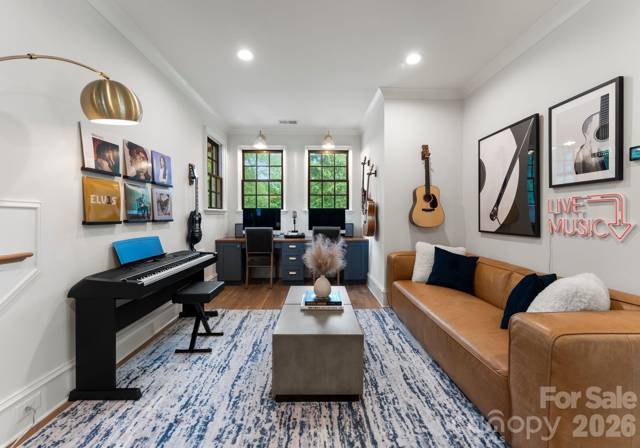 5625 Timber Lane — Charlotte