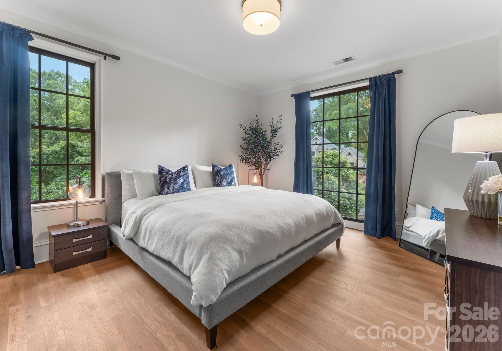 5625 Timber Lane — Charlotte