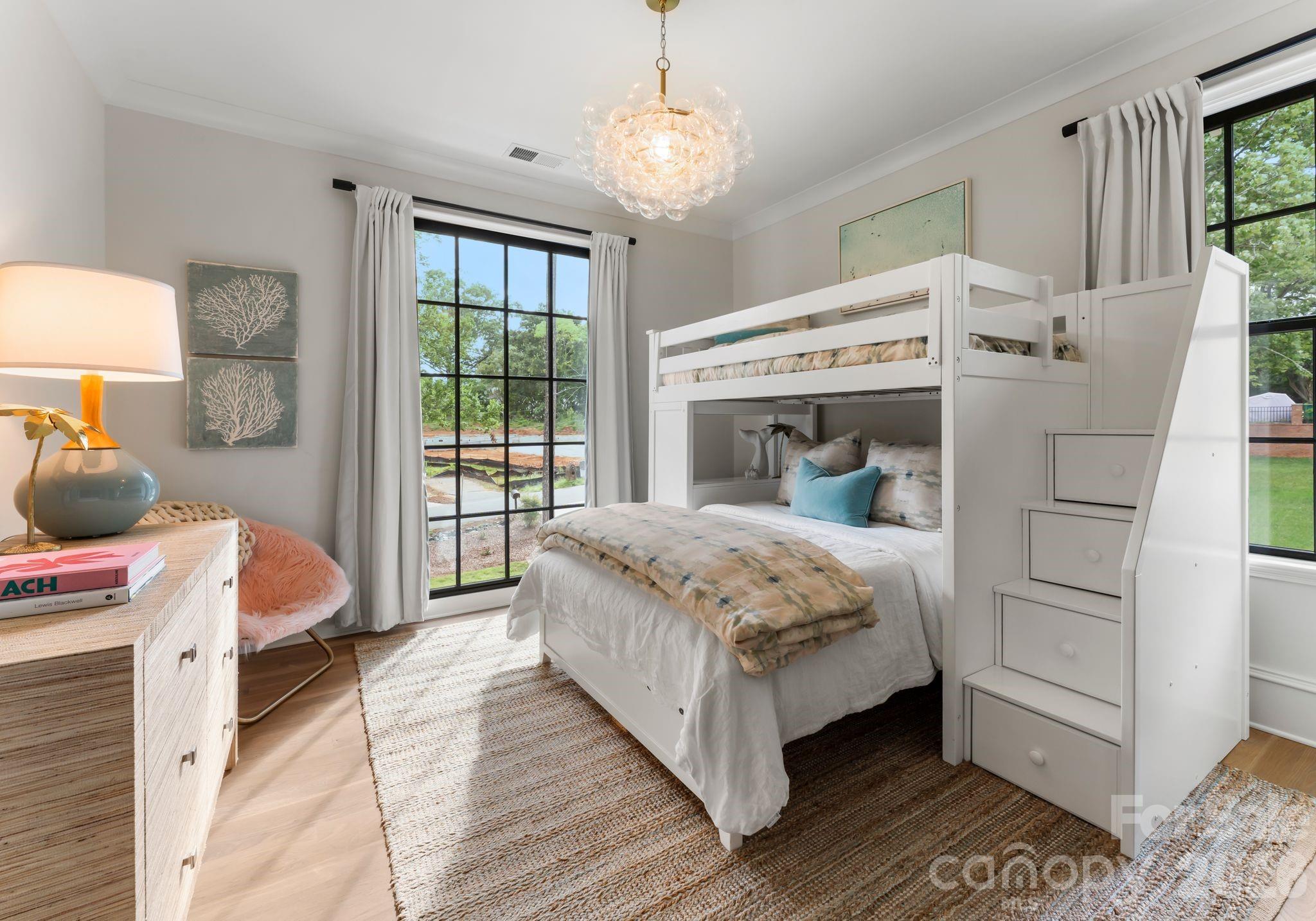5625 Timber Lane — Charlotte