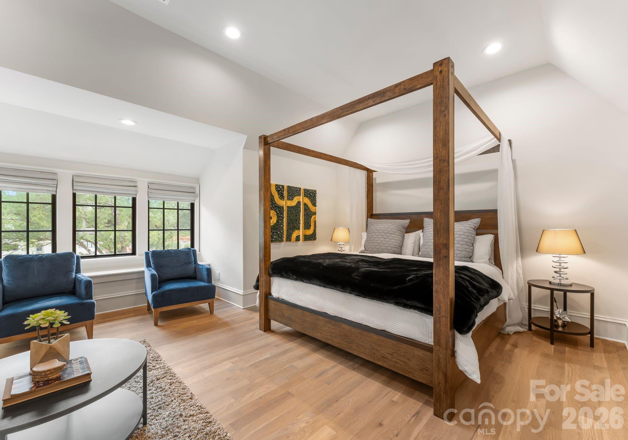 5625 Timber Lane — Charlotte