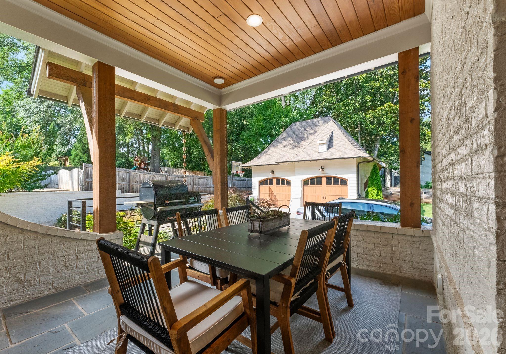 5625 Timber Lane — Charlotte