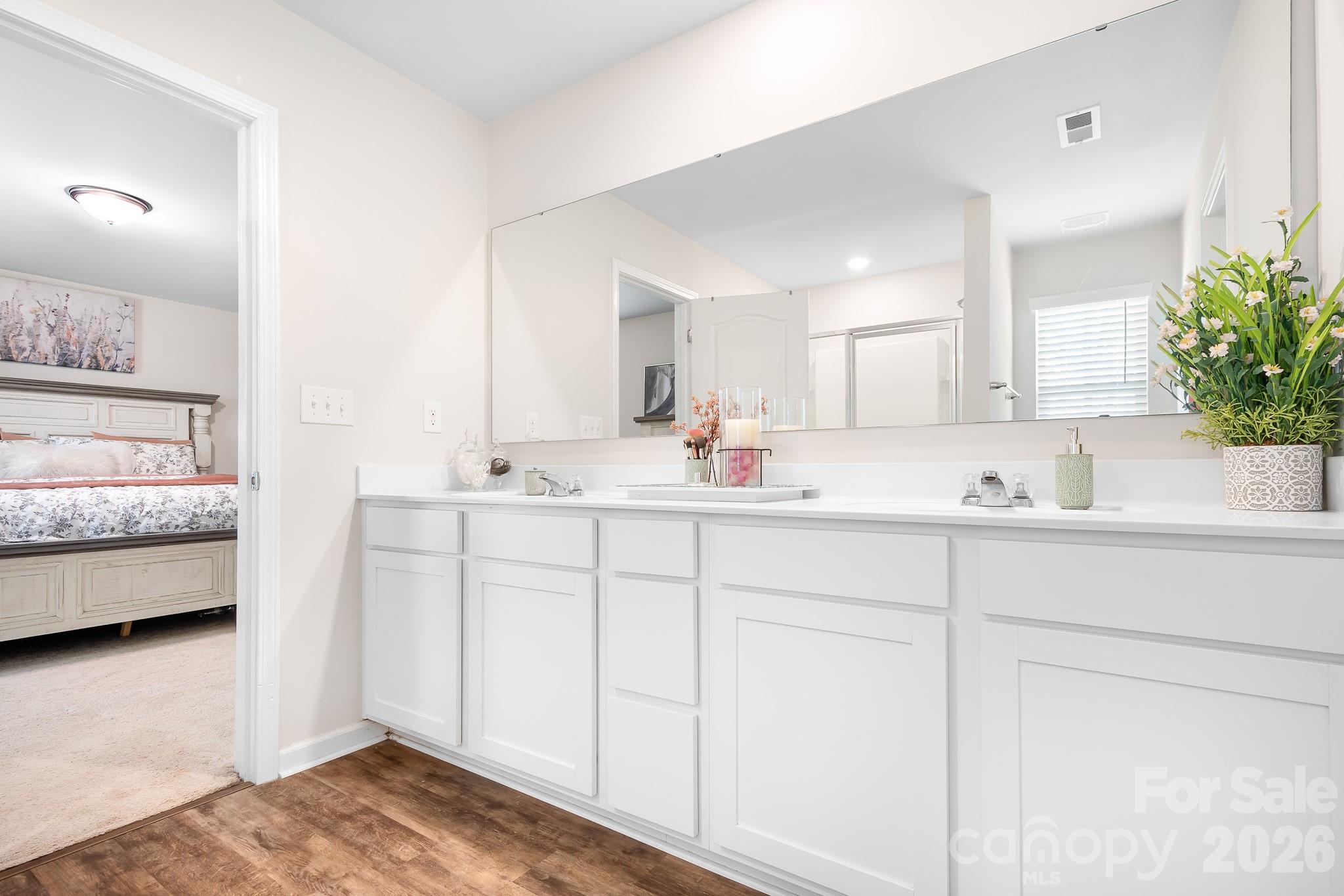 210 Silver Oak Circle — Rockwell