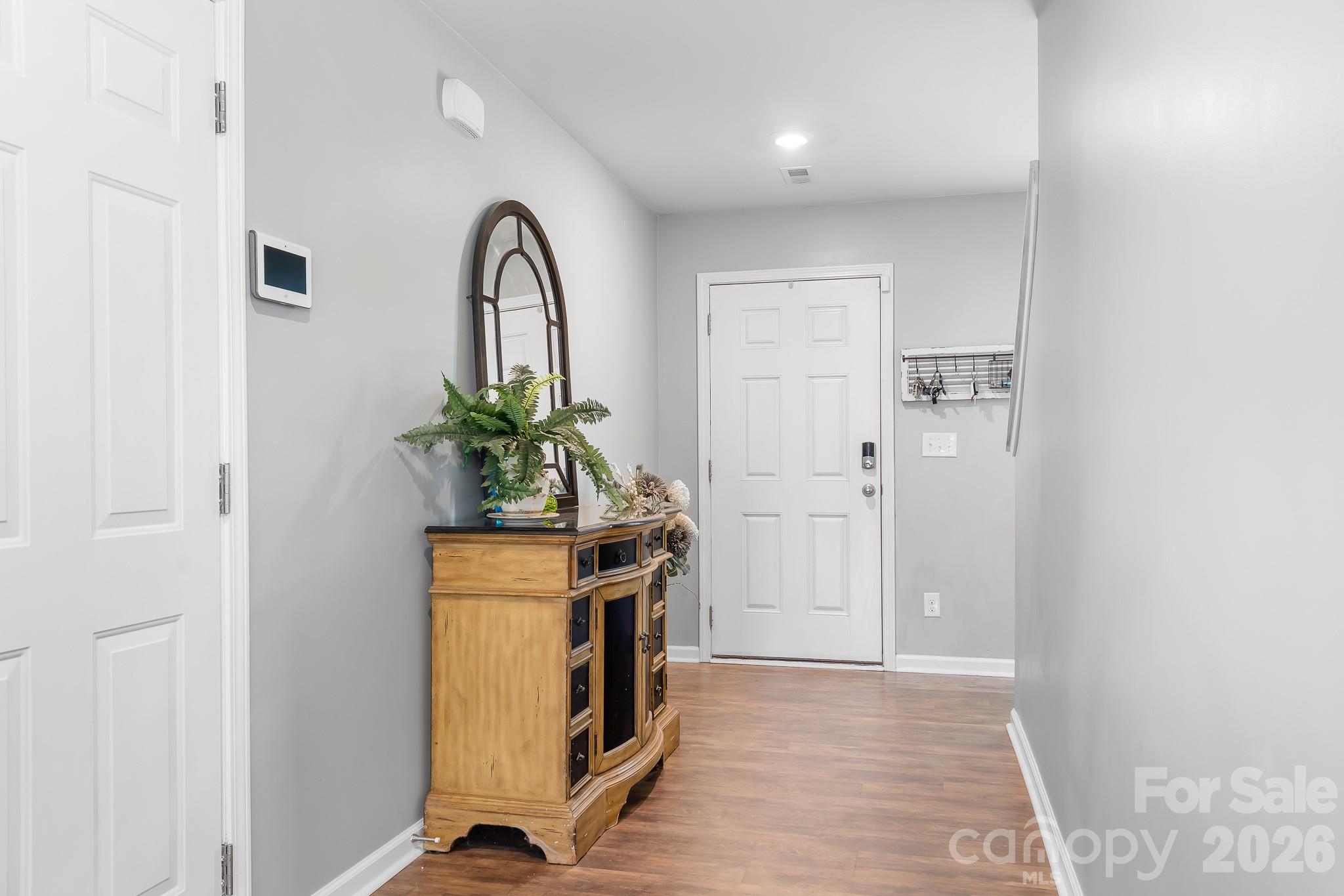 210 Silver Oak Circle — Rockwell