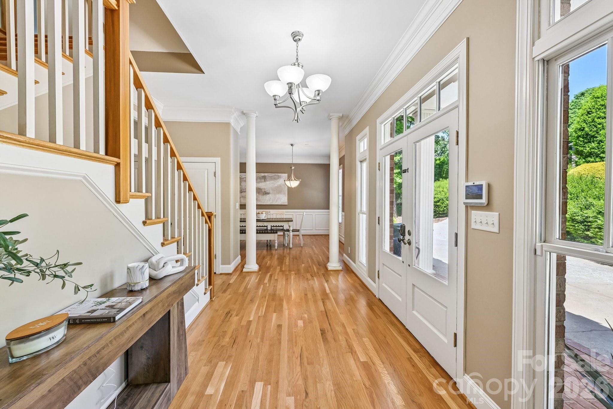 209 37th Avenue Place NW — Hickory
