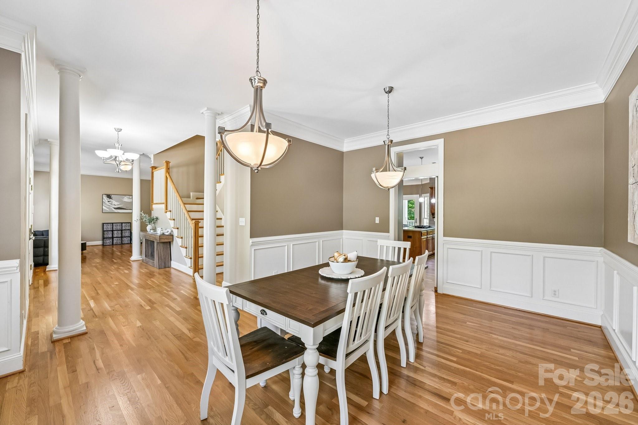 209 37th Avenue Place NW — Hickory