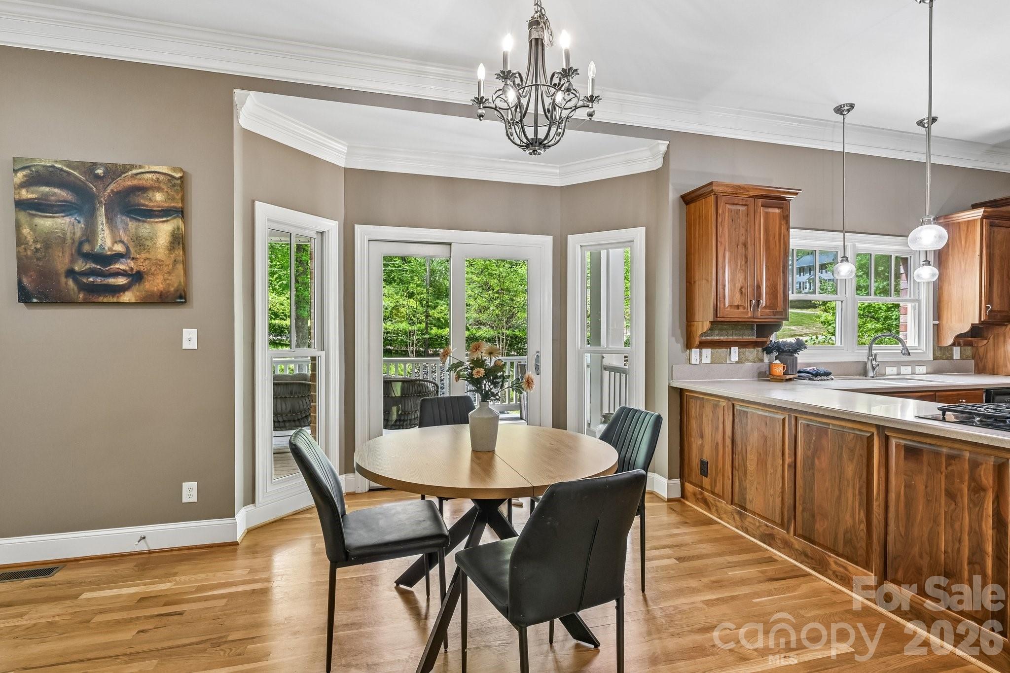209 37th Avenue Place NW — Hickory