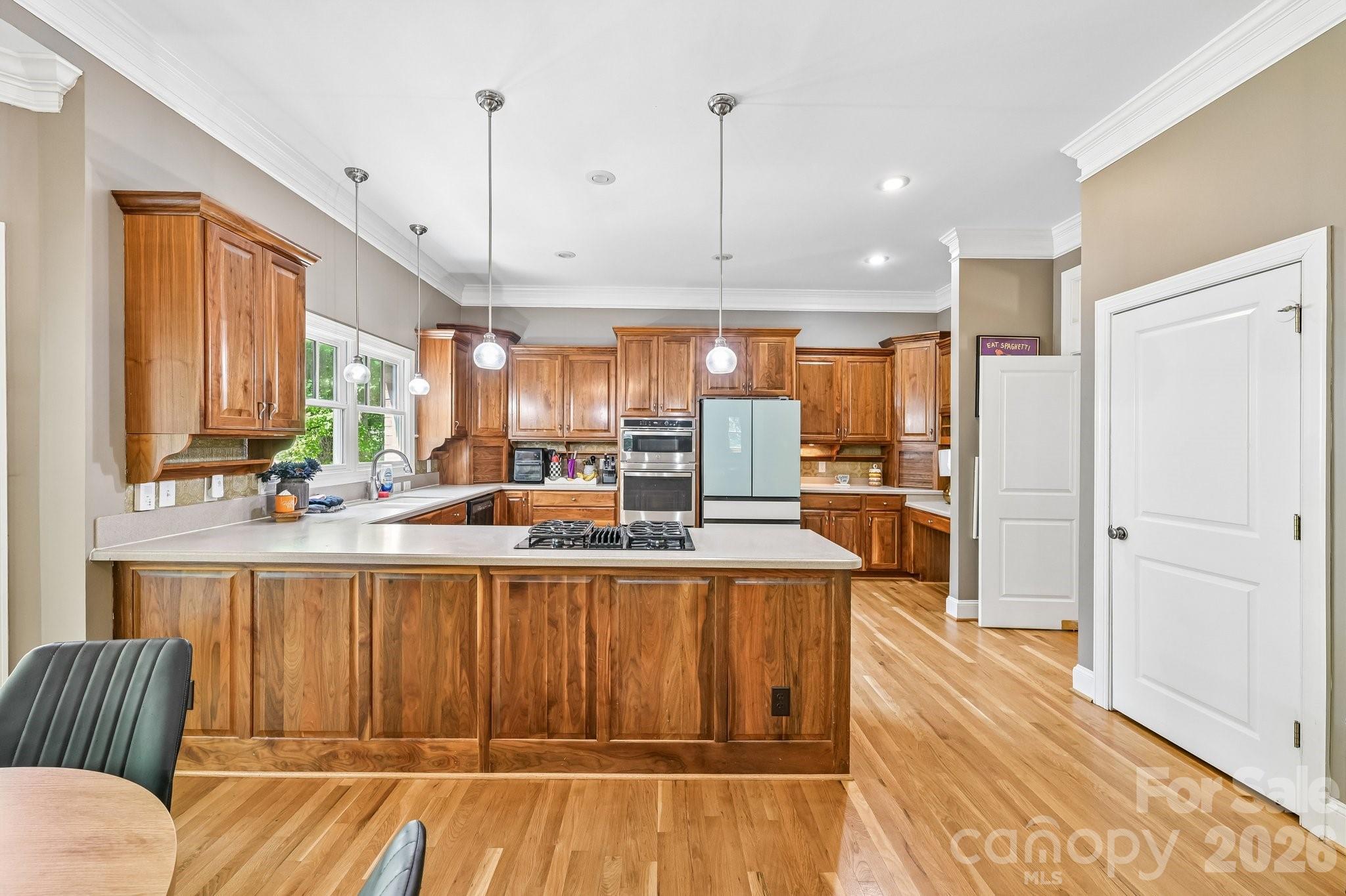 209 37th Avenue Place NW — Hickory