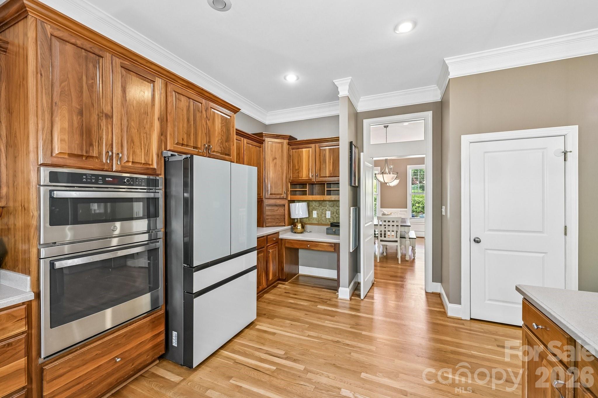 209 37th Avenue Place NW — Hickory