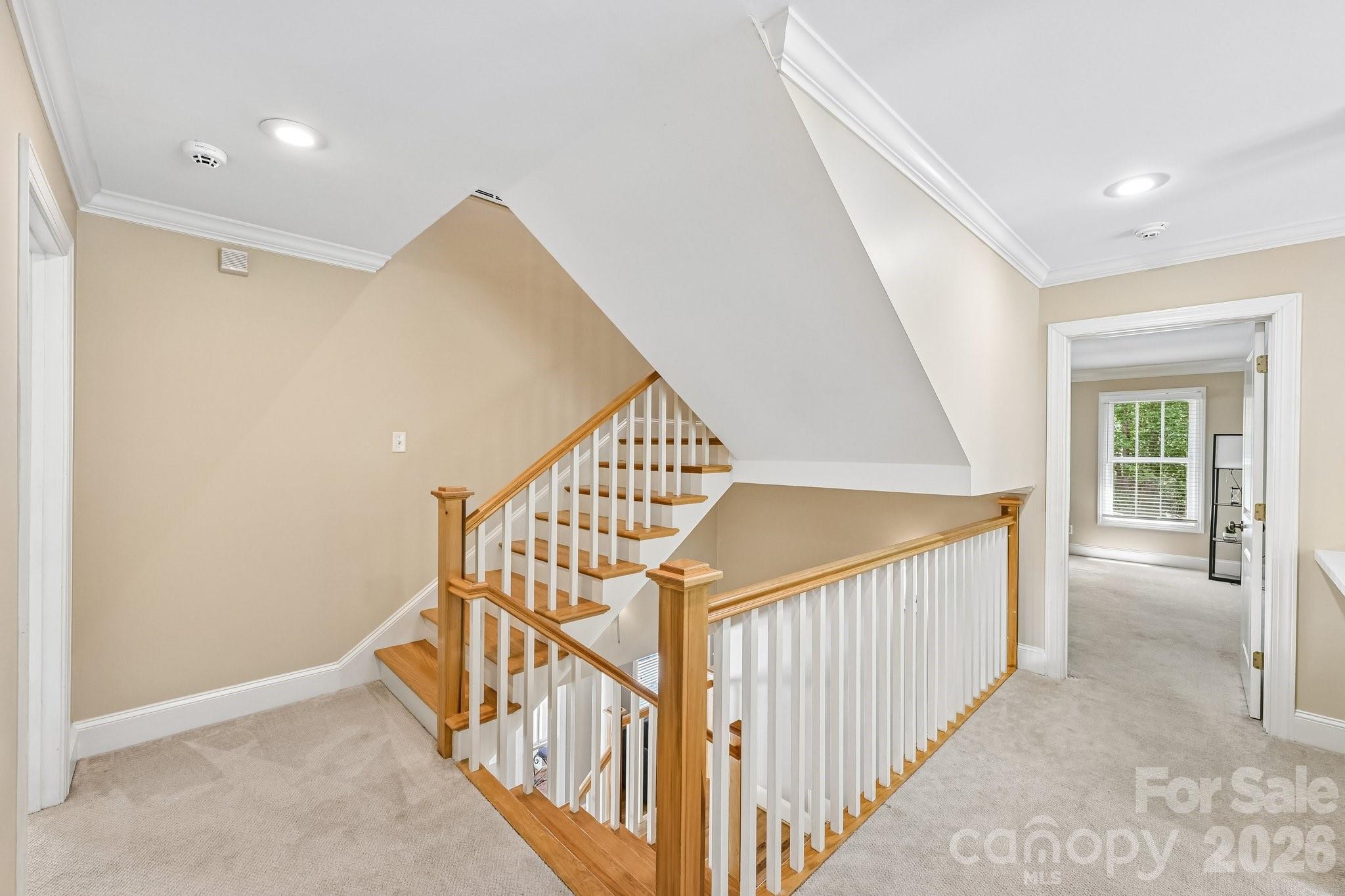 209 37th Avenue Place NW — Hickory