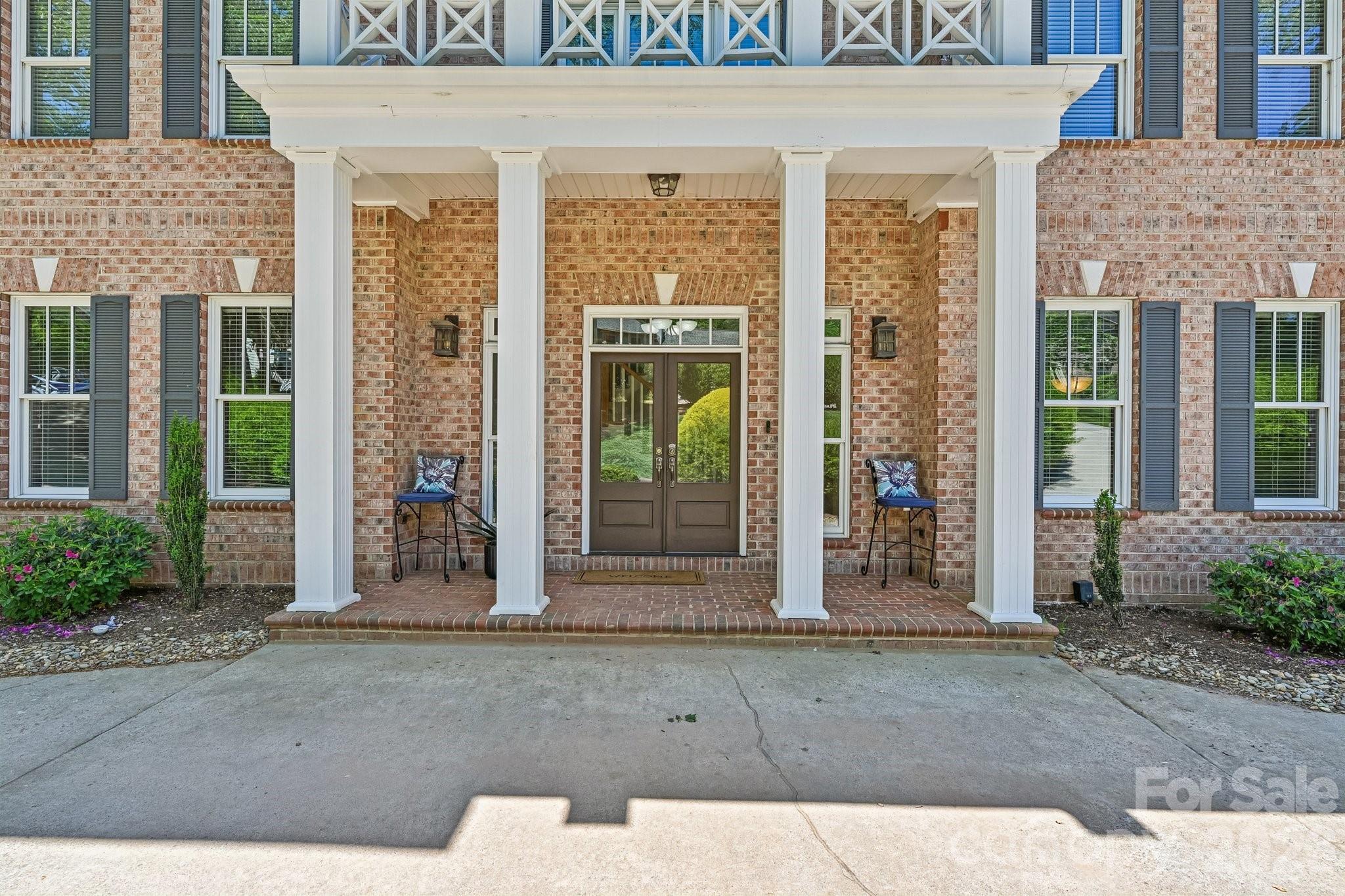 209 37th Avenue Place NW — Hickory