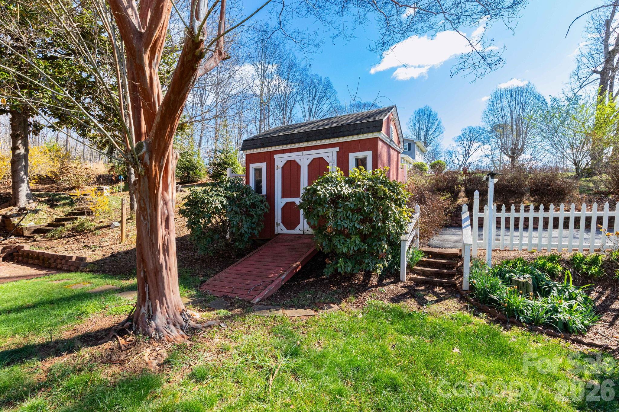 143 Devonwood Drive — Marion