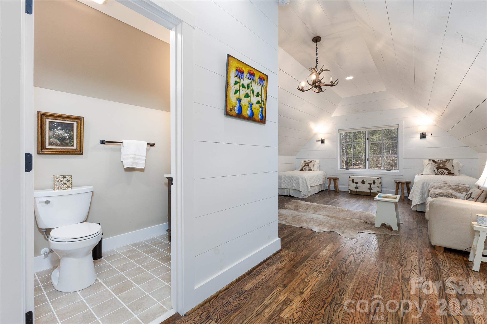 315 Jocassee Trail — Sapphire