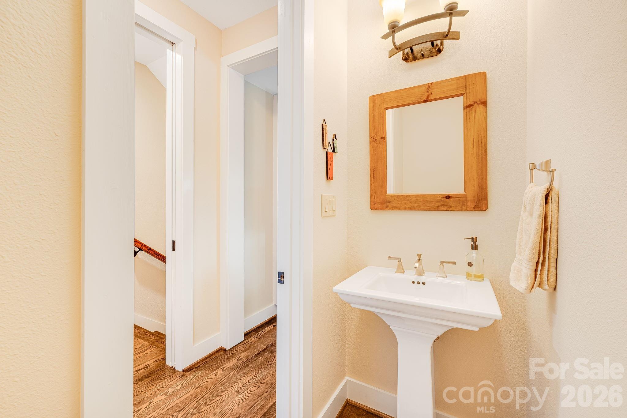 315 Jocassee Trail — Sapphire