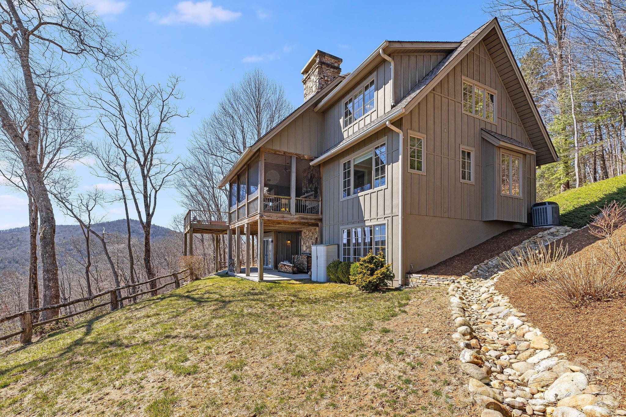 315 Jocassee Trail — Sapphire