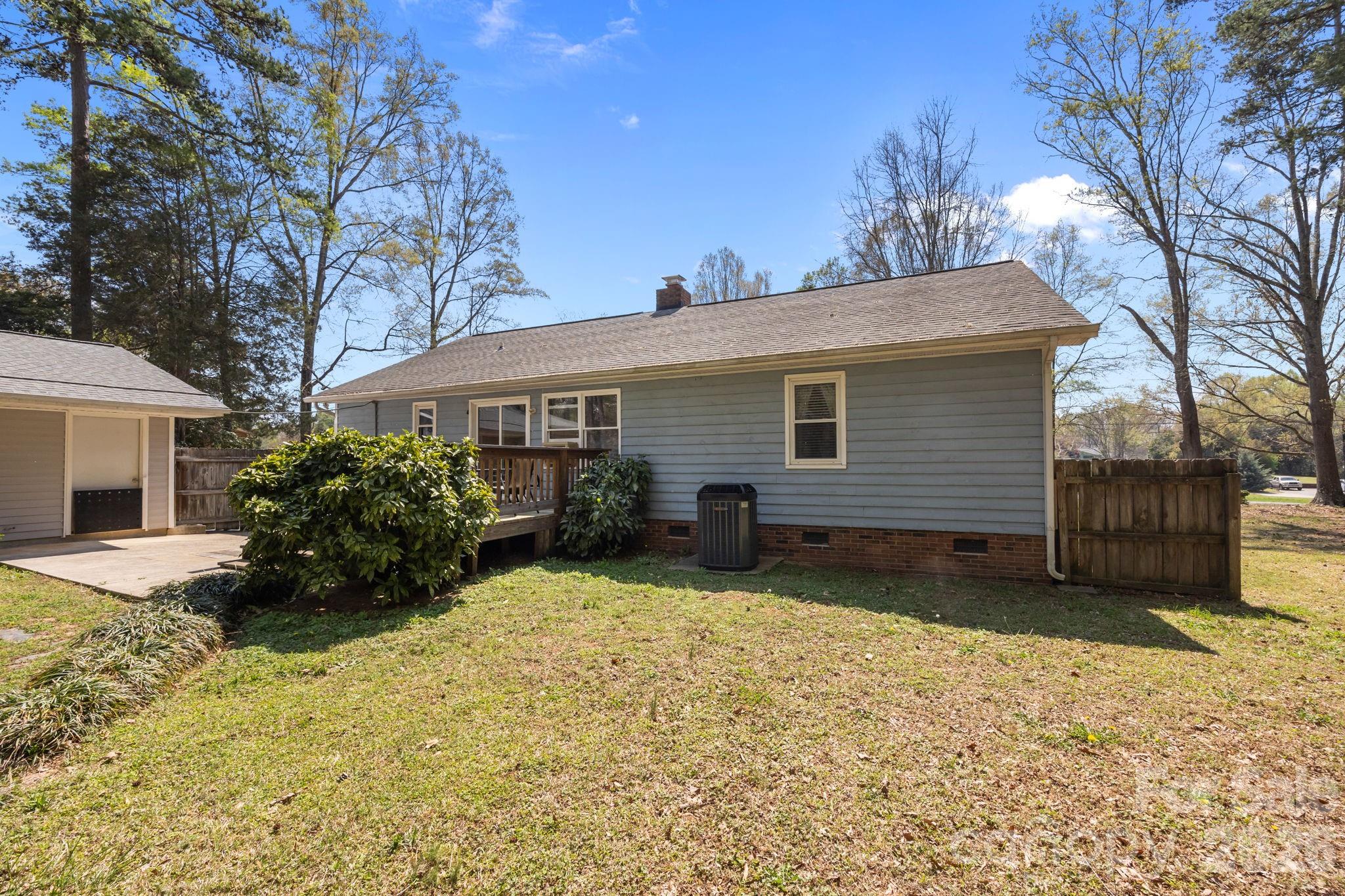 2608 Corinth Church Road — Monroe