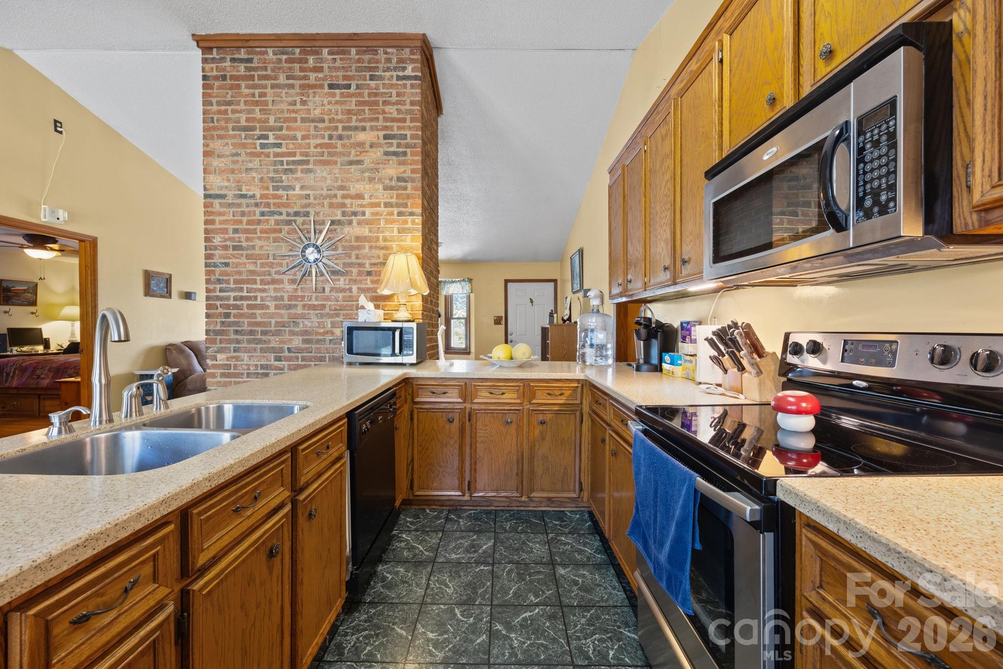 2608 Corinth Church Road — Monroe