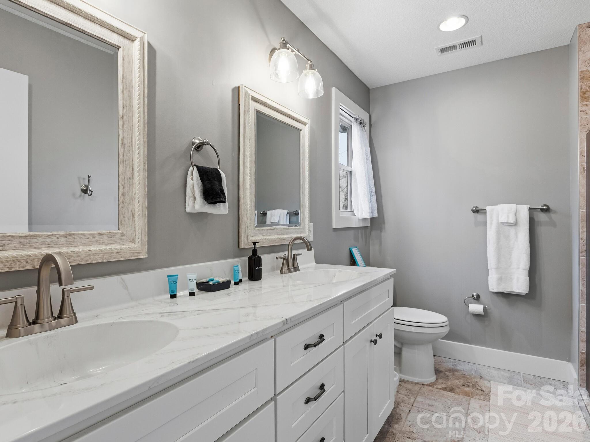 98 Harmony Hill Lane — Mars Hill
