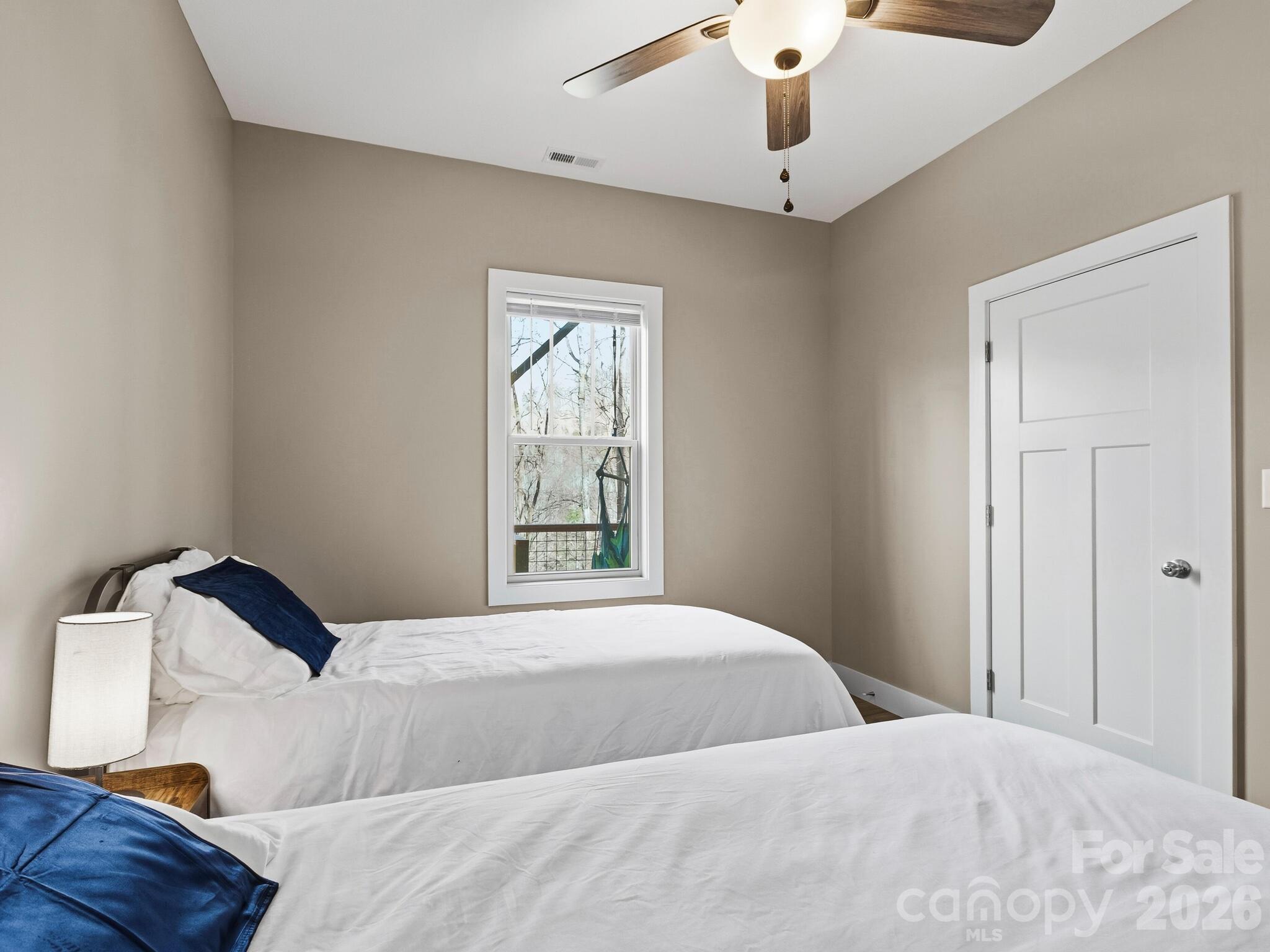 98 Harmony Hill Lane — Mars Hill