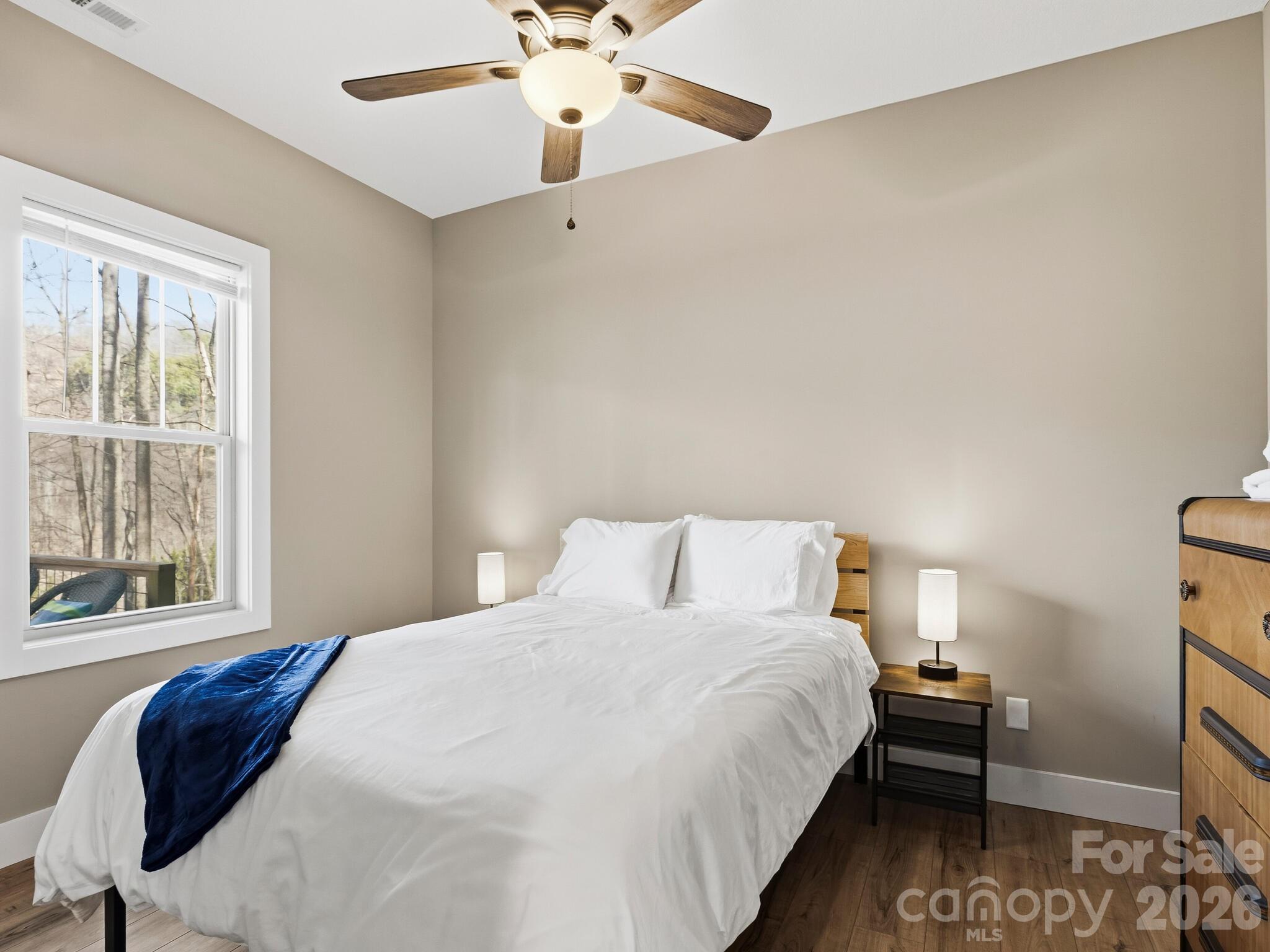 98 Harmony Hill Lane — Mars Hill