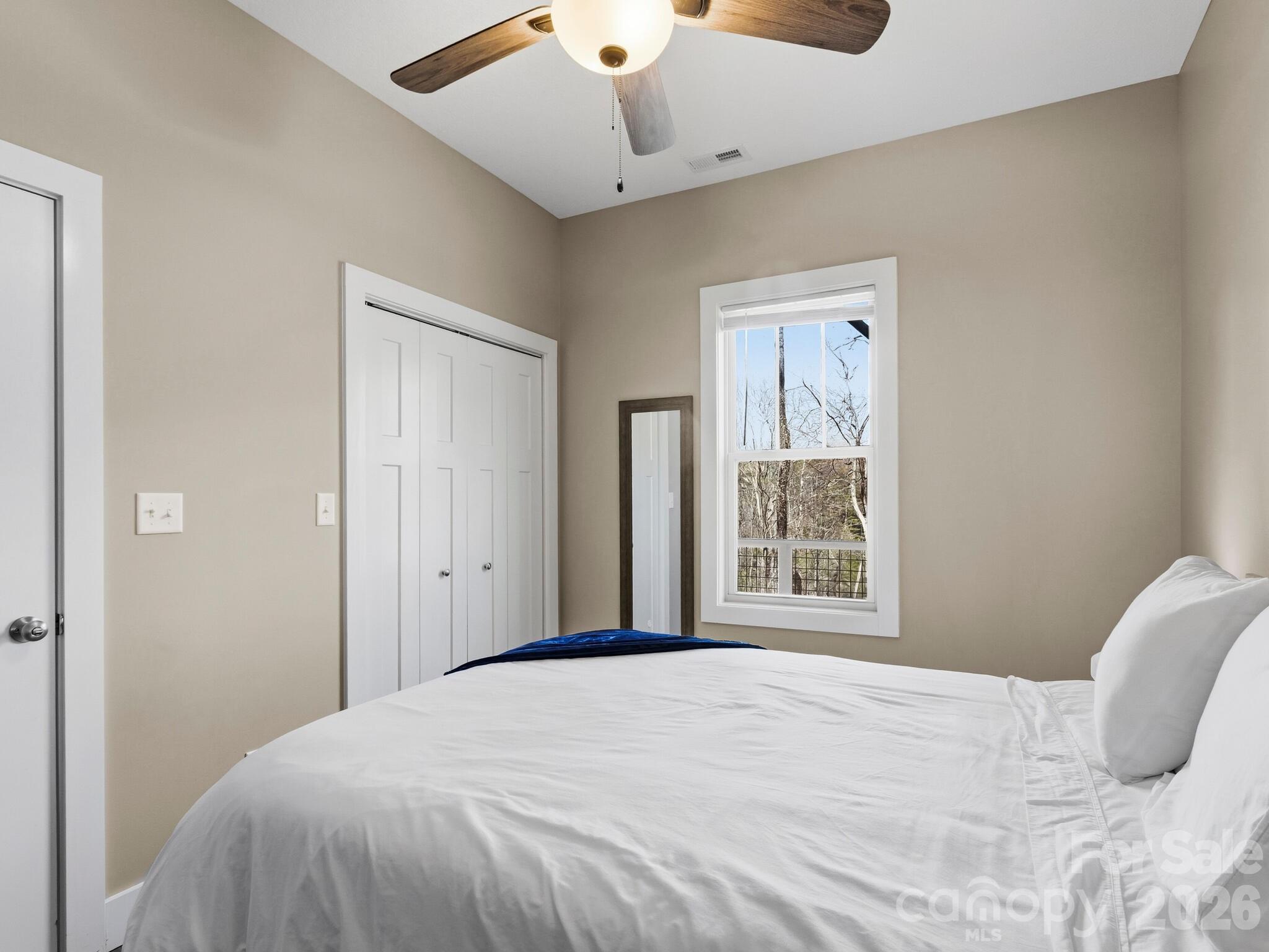 98 Harmony Hill Lane — Mars Hill