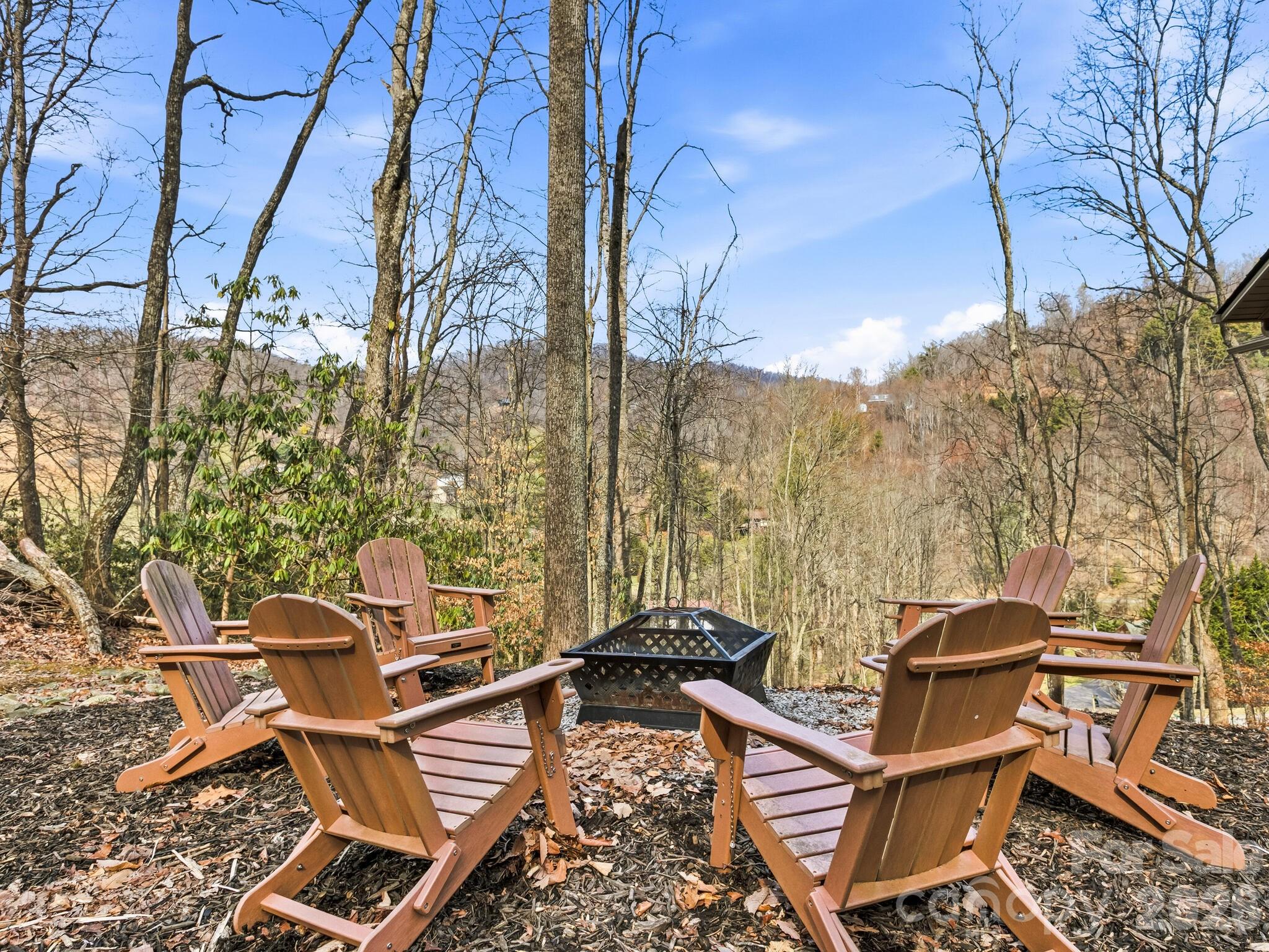 98 Harmony Hill Lane — Mars Hill