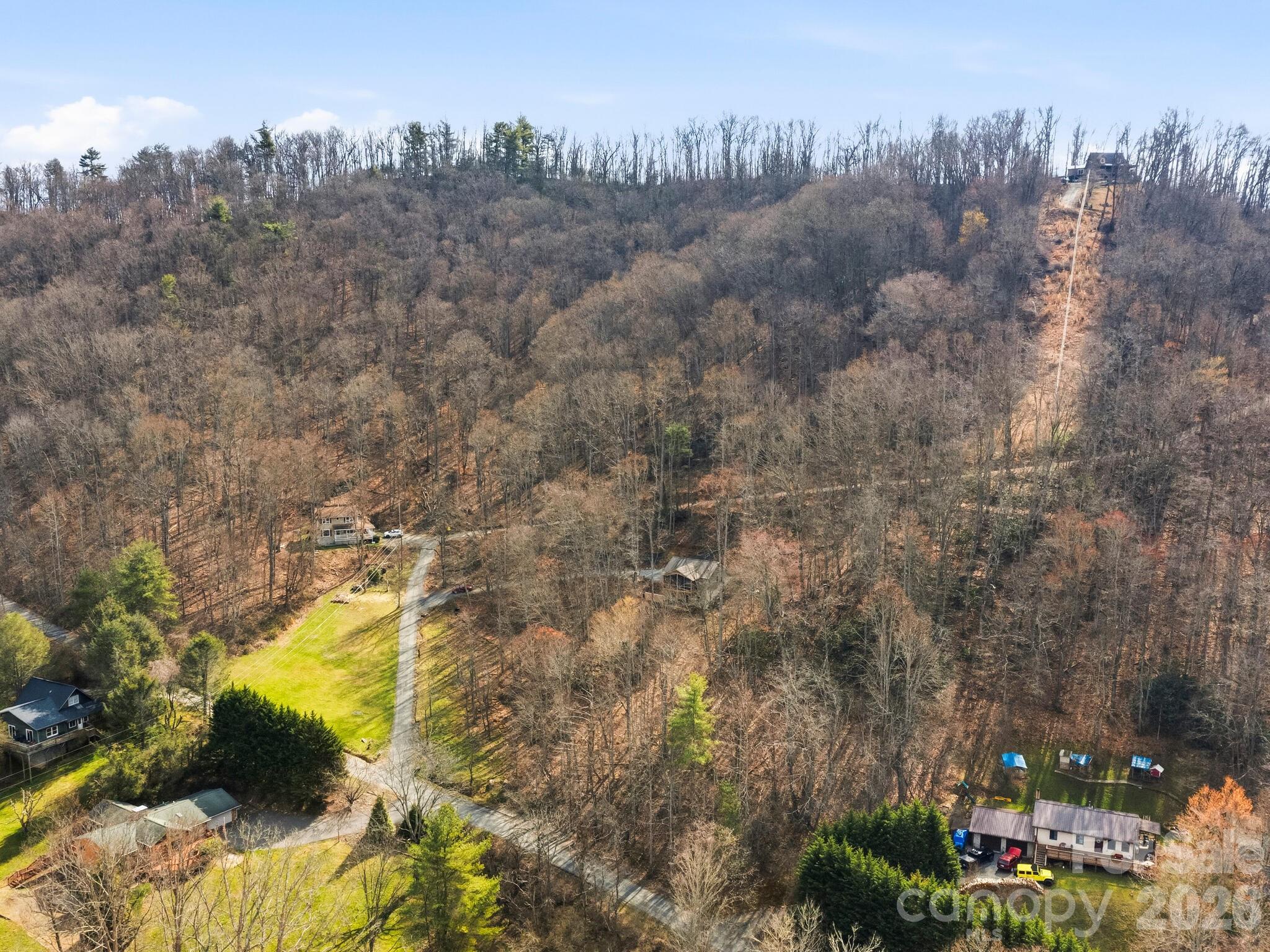 98 Harmony Hill Lane — Mars Hill