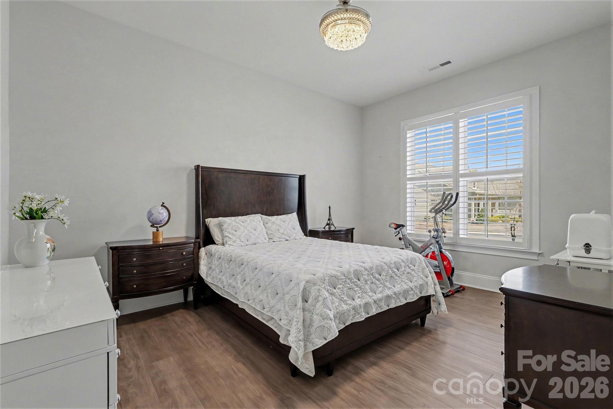 14605 Crosswater Lane — Charlotte