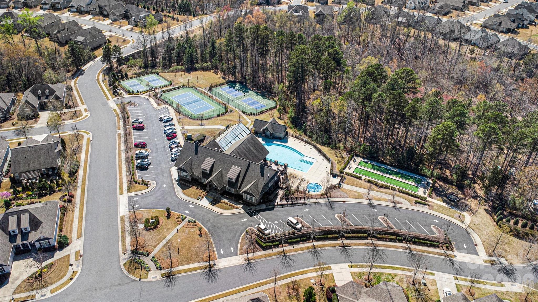 14605 Crosswater Lane — Charlotte