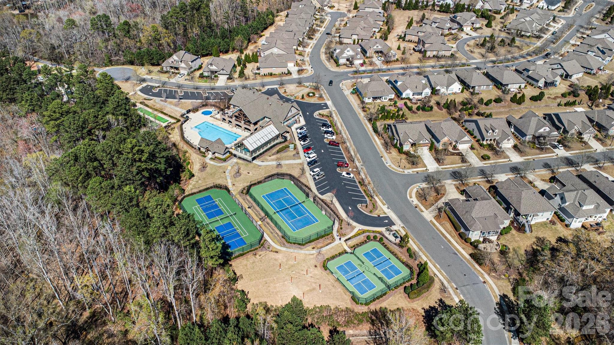 14605 Crosswater Lane — Charlotte