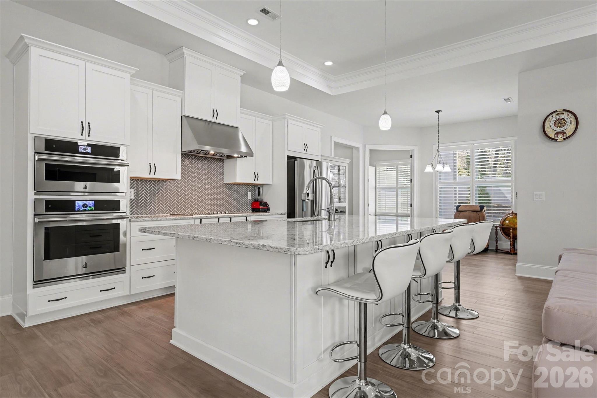 14605 Crosswater Lane — Charlotte
